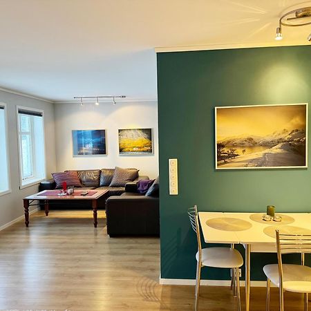 Arctic Retreat - Spacious Apartment Next To Amazing Nature Tromsø Exterior foto