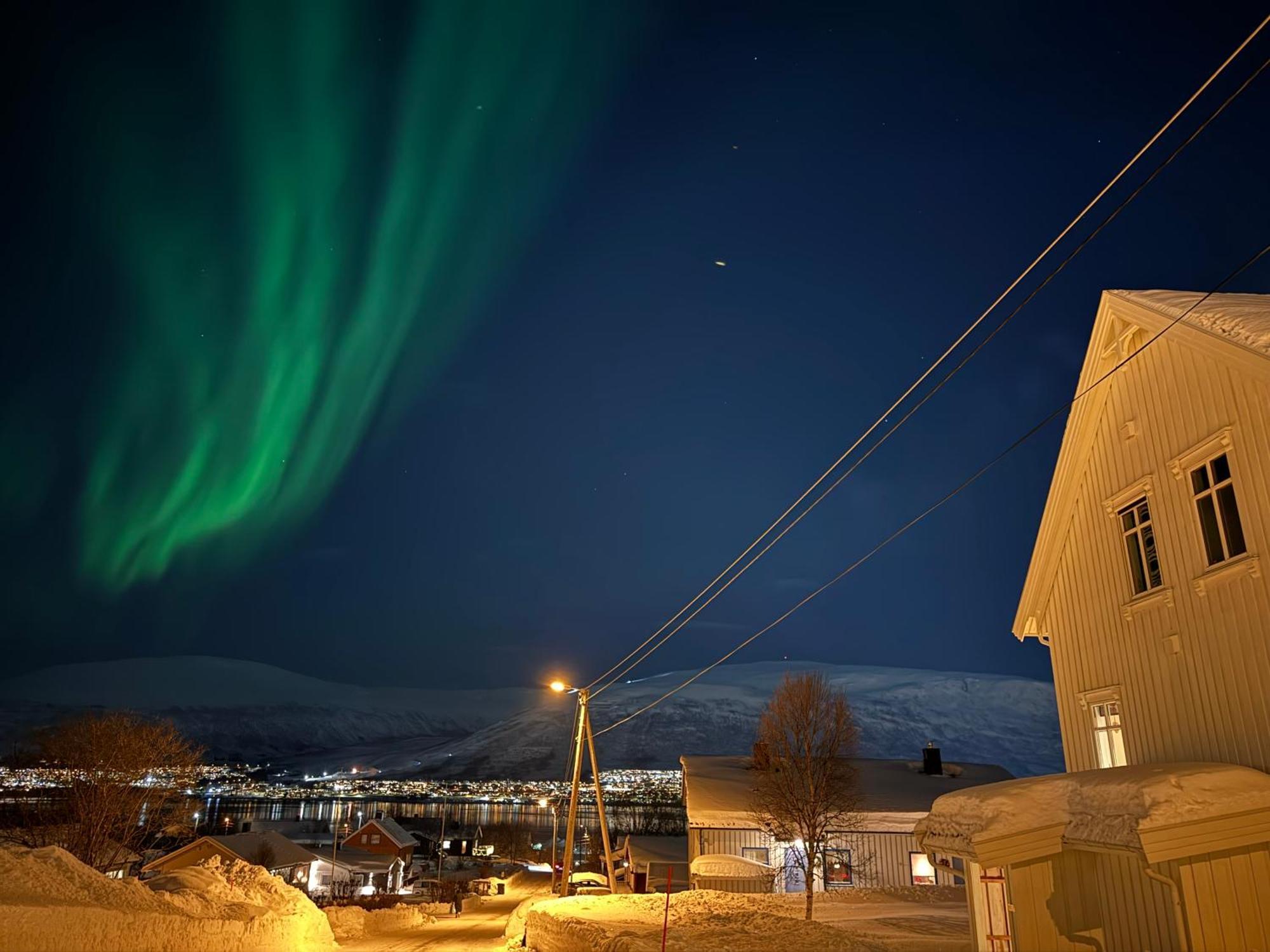 Arctic Retreat - Spacious Apartment Next To Amazing Nature Tromsø Exterior foto